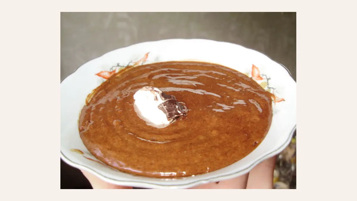 Шоколадный крем с бананом и изюмом — без сырых яиц